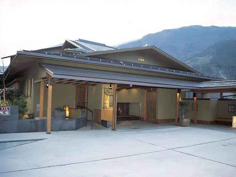 하코네 긴유: 대자연 속 럭셔리와 평온이 조화된, 당신의 꿈같은 온천 휴가