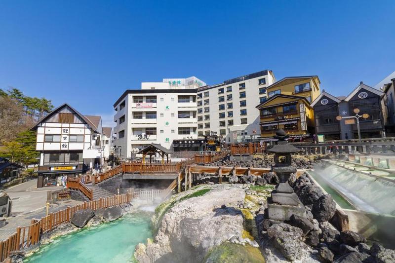 Kusatsu Onsen Daitokan: Immerse in Authentic Local Charm & Breathtaking Mountain Vistas of Gunma