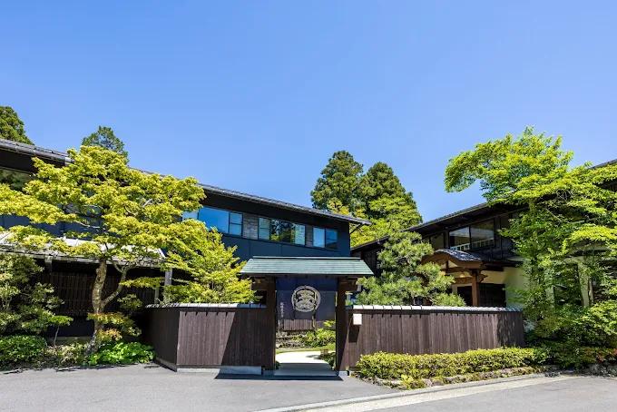 Unveiling Matsuzakaya Honten: Hakone's Timeless Onsen Sanctuary Where Tradition Embraces All